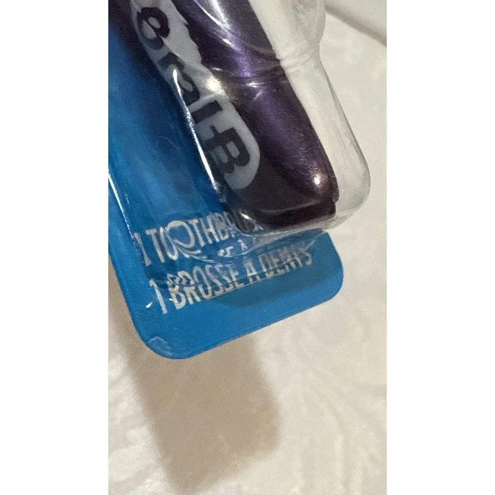 Oral-B Pro-Health All-In-One angled cross toothbrushes tongue cheek cleaner 2
